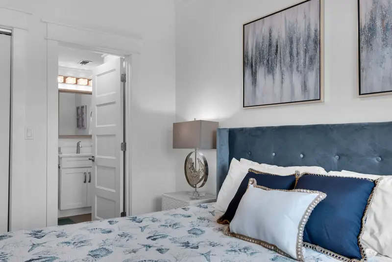 Destin Diamond photo 15