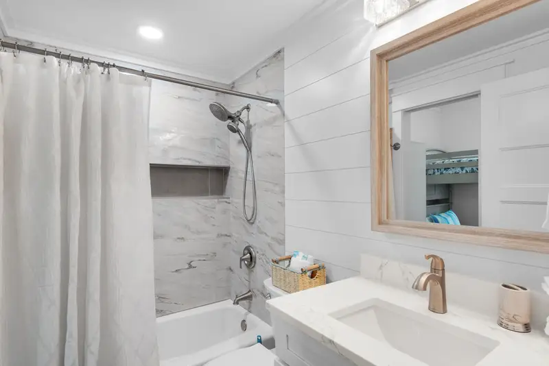 Destin Diamond photo 19