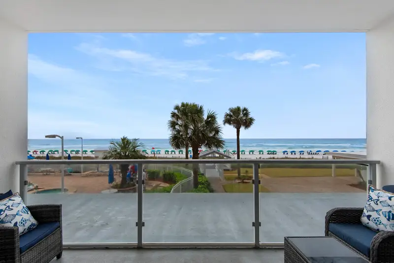 Destin Diamond photo 23