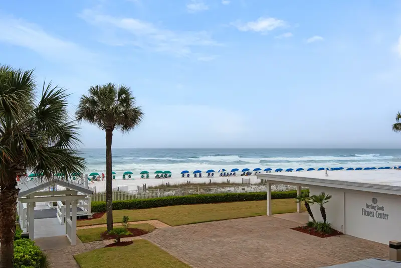 Destin Diamond photo 26